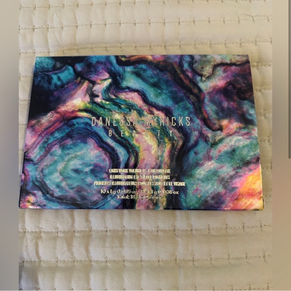 Danessa Myricks Beauty Multicolor Eyeshadow Palette